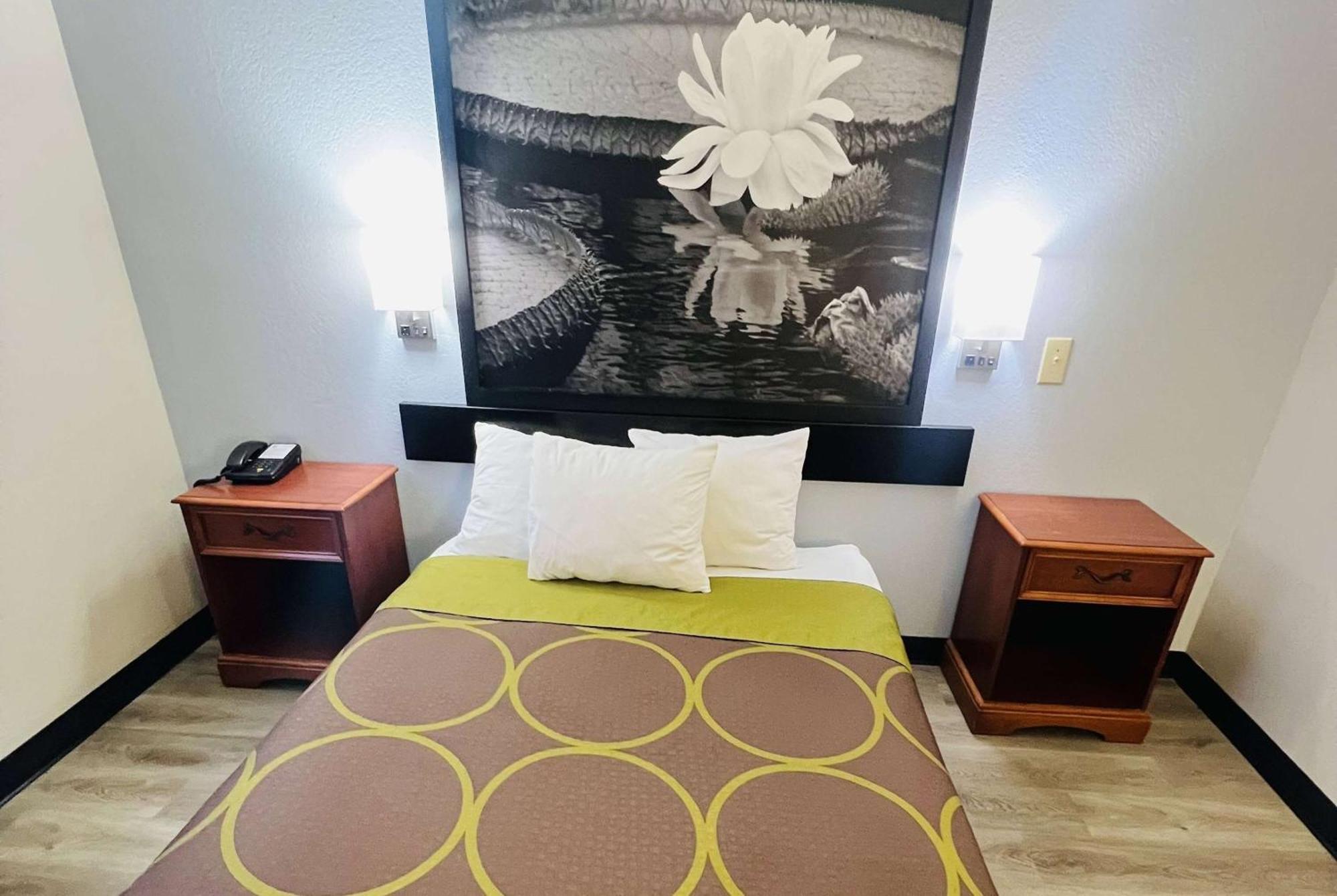 Super 8 By Wyndham Pittsburgh/Monroeville Extérieur photo