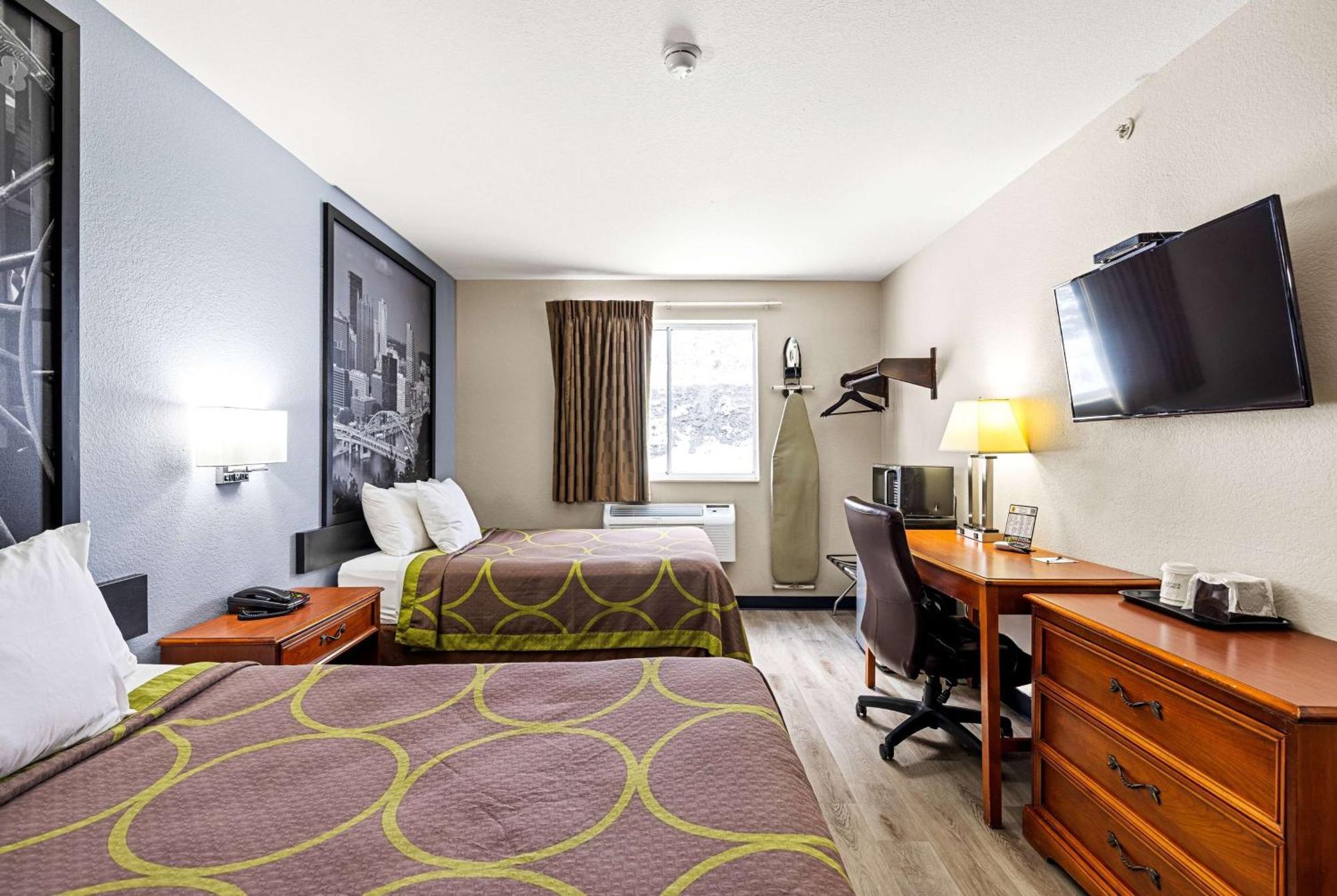 Super 8 By Wyndham Pittsburgh/Monroeville Extérieur photo