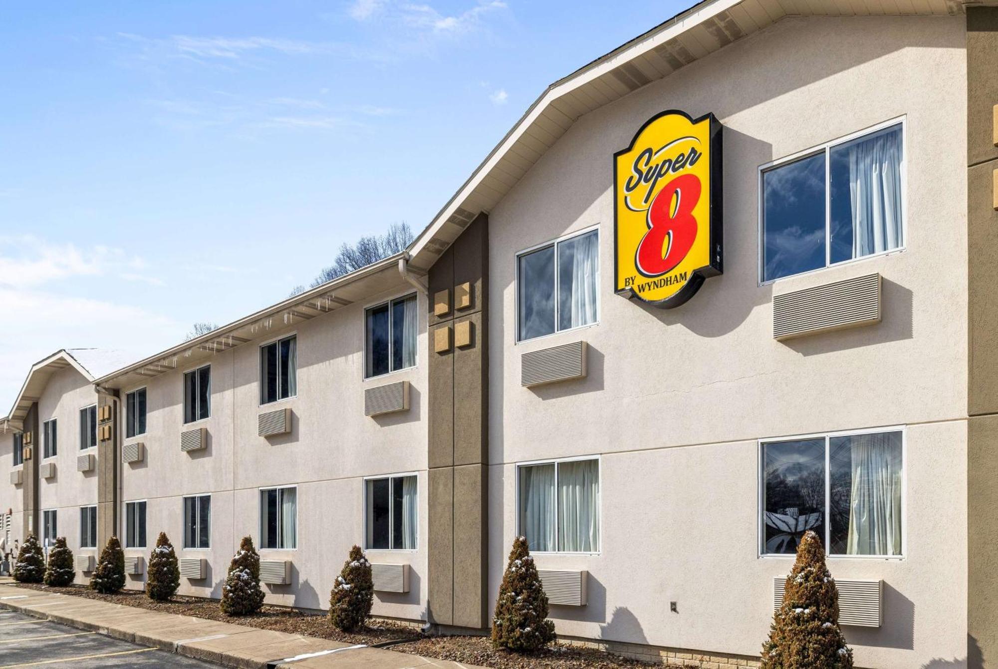 Super 8 By Wyndham Pittsburgh/Monroeville Extérieur photo